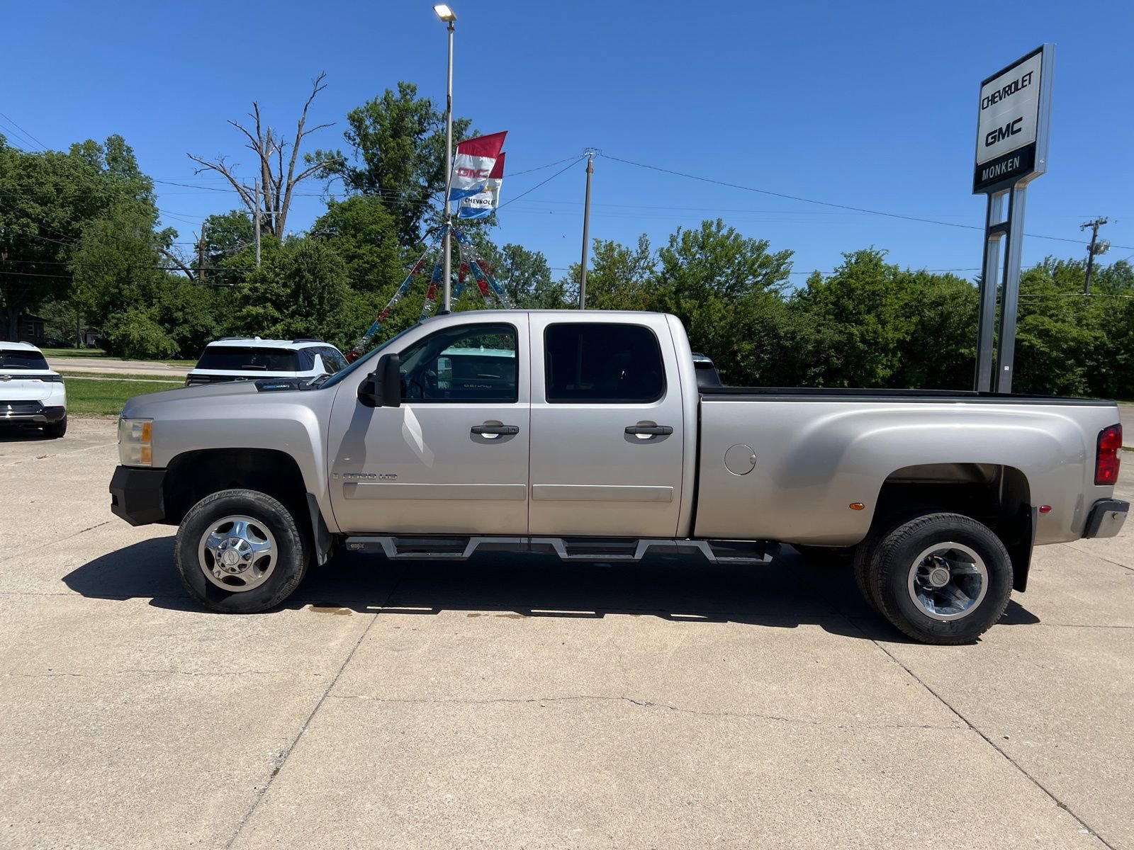 Used 2008 Chevrolet Silverado 3500 LT RWD image 6