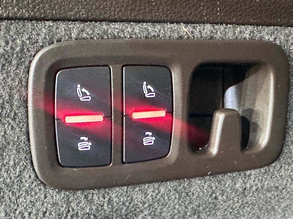 Used 2017 Audi Q7 3.0T Premium AWD/4WD image 15