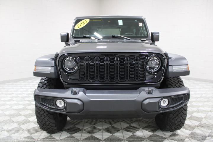 Used 2024 Jeep Wrangler Sport AWD/4WD image 6