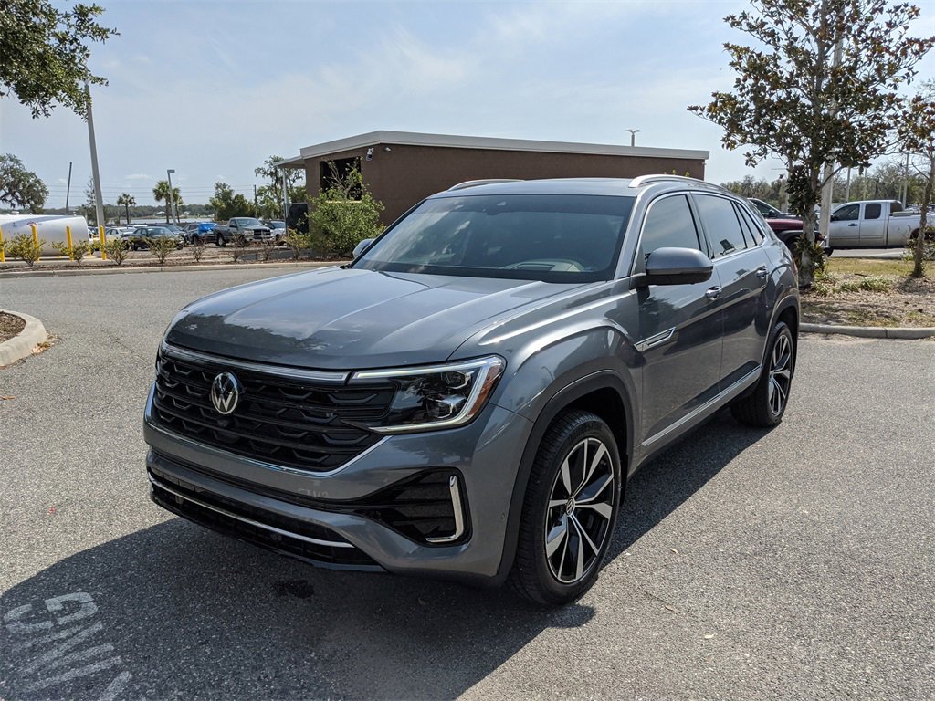 New 2025 Volkswagen Atlas Cross Sport SEL Premium R-Line image 10
