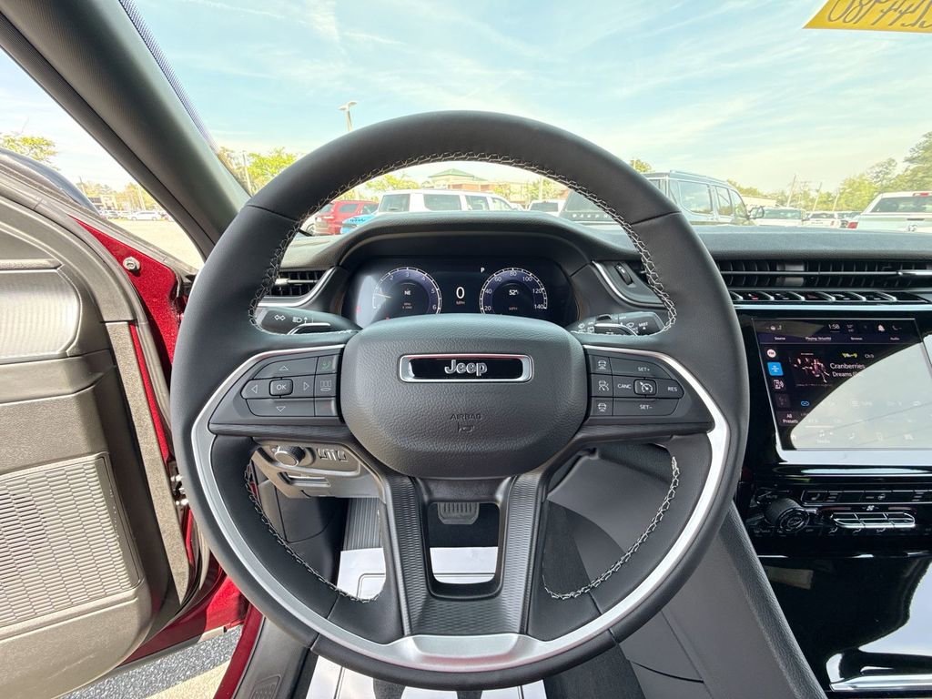 New 2026 Jeep Grand Cherokee Laredo X image 14