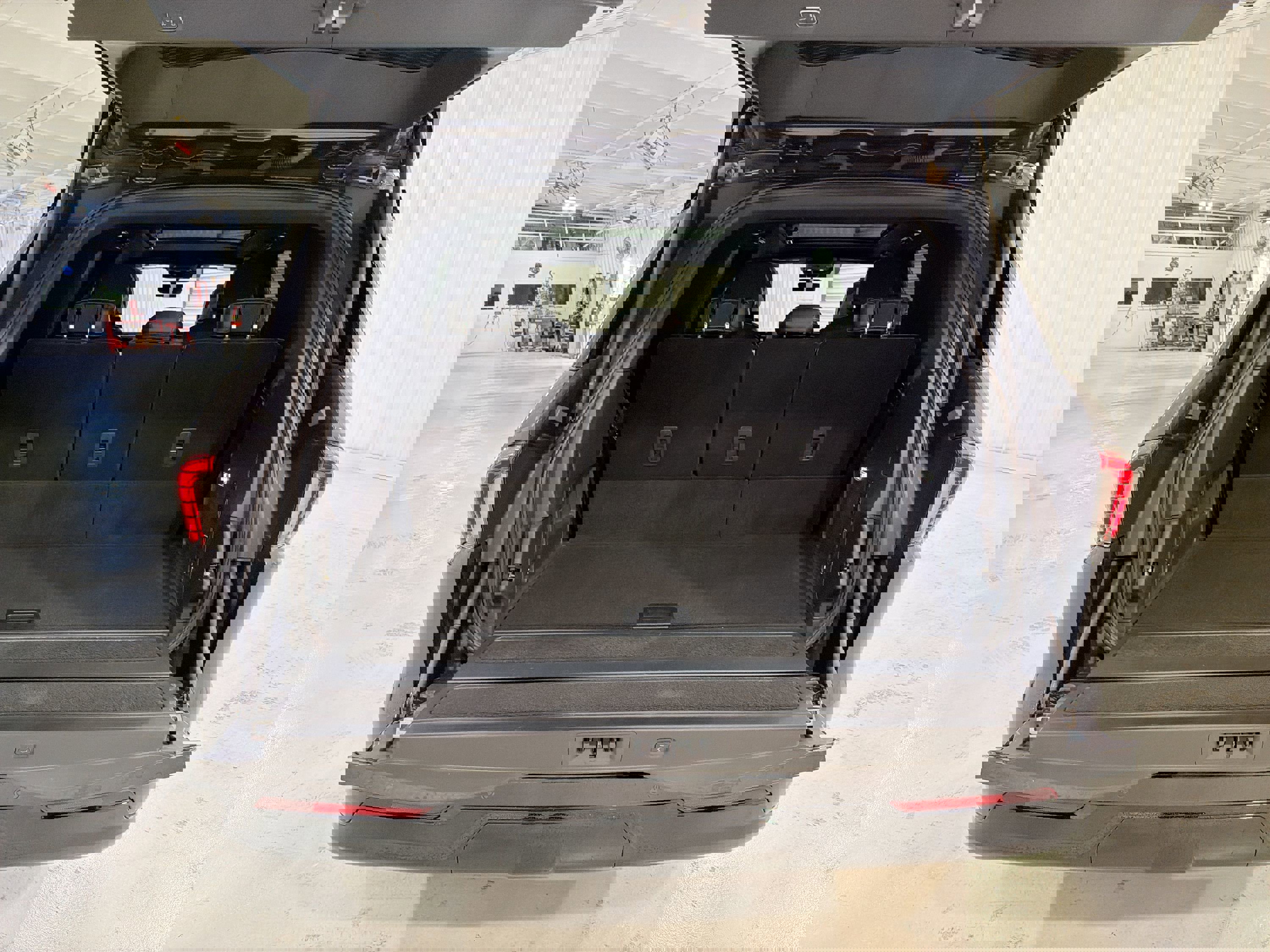 Used 2025 Lincoln Navigator Black Label image 29