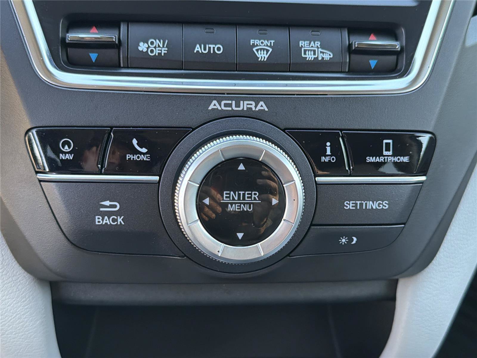 Used 2020 Acura MDX SH-AWD w/ Technology Package image 9