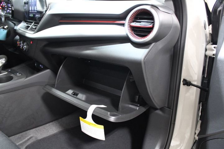 New 2026 Chevrolet Trax RS w/ Sunroof Package image 26