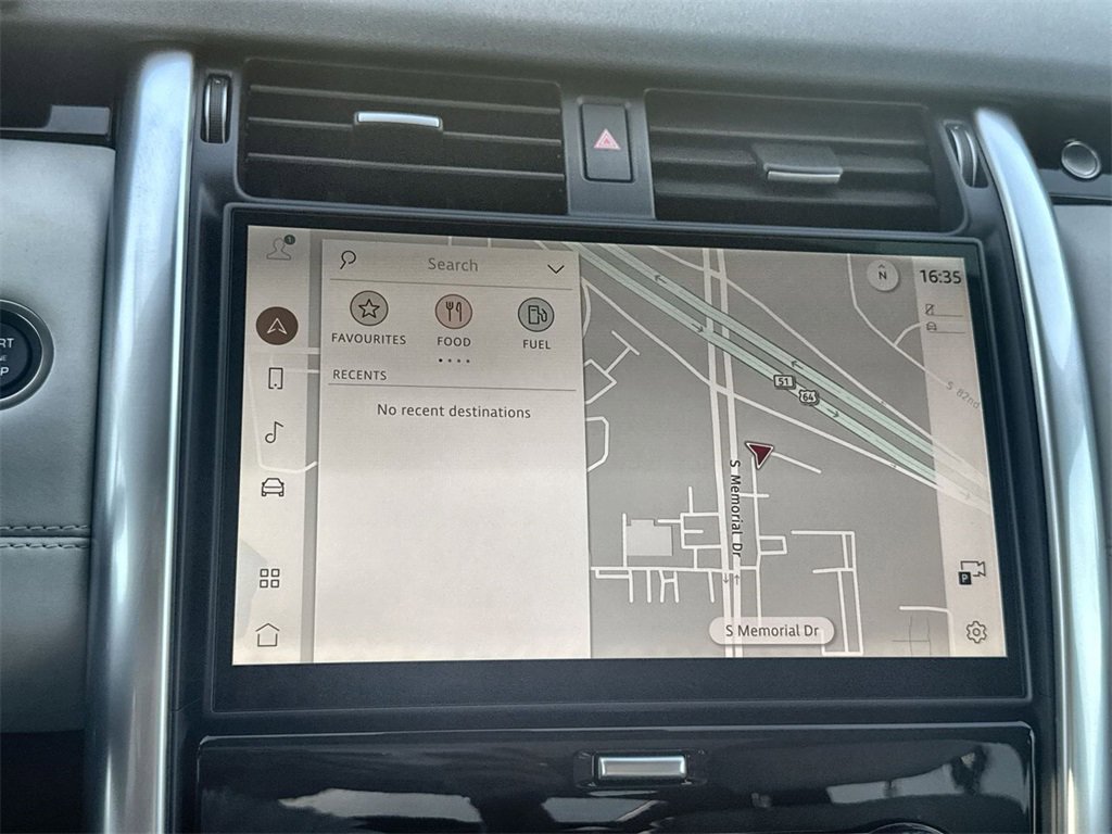 New 2026 Land Rover Discovery S image 23