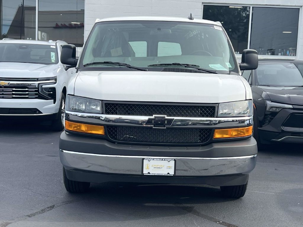 New 2025 Chevrolet Express 2500 Extended w/ Enhanced Convenience Package RWD image 2