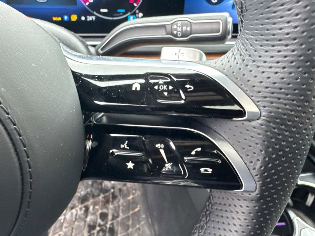 Certified 2025 Mercedes-Benz GLS 450 4MATIC image 28