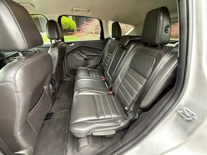 Used 2017 Ford Escape Titanium AWD/4WD image 15