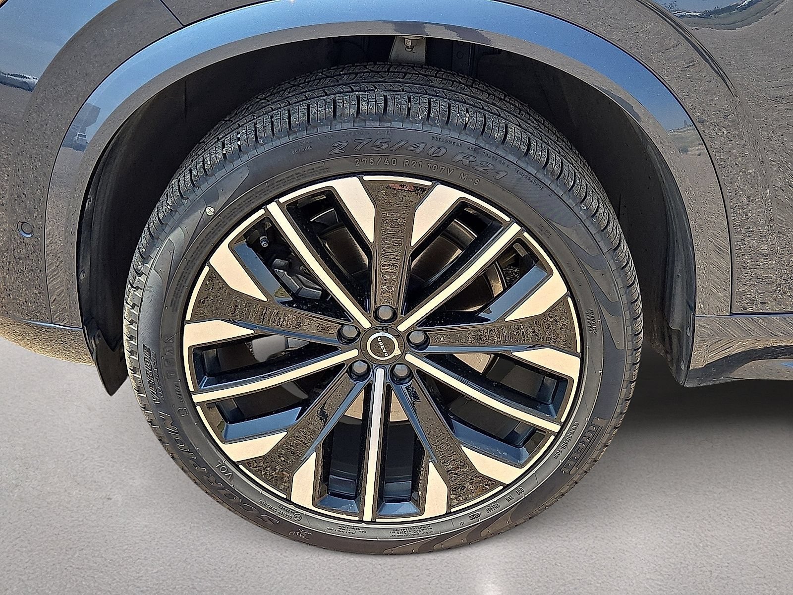 New 2026 Volvo XC90 B5 Plus w/ Protection Package Premier AWD/4WD image 10