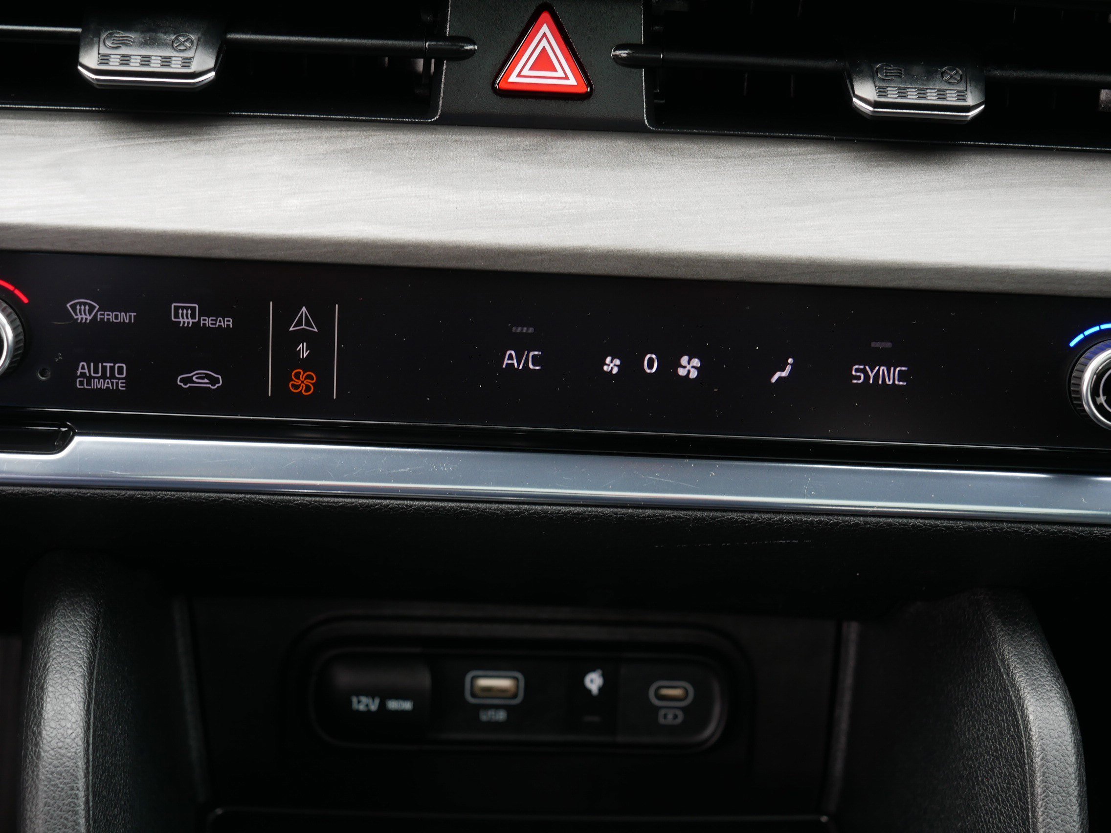 Certified 2023 Kia Sportage X-Line w/ X-Line Premium Package image 23