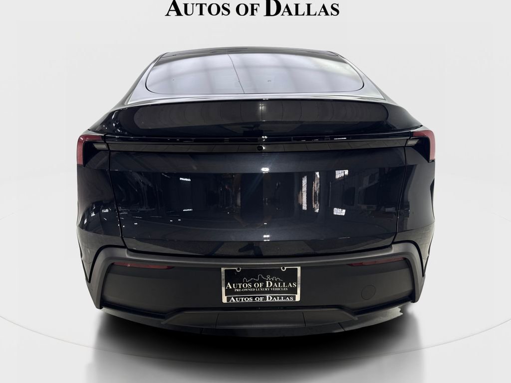 Used 2026 Tesla Model Y 2WD image 7