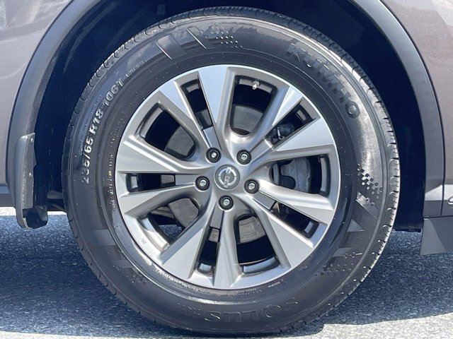 Used 2016 Nissan Murano SV w/ Premium Package image 19