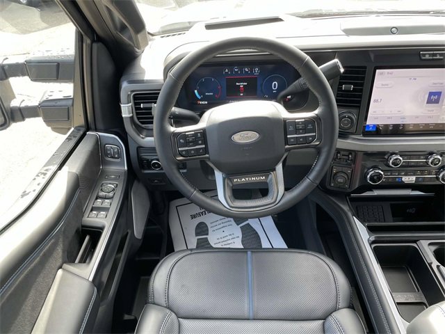 New 2025 Ford F350 Platinum w/ FX4 Off-Road Package image 13