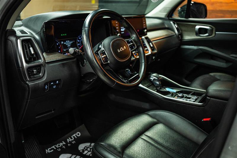 Used 2023 Kia Sorento X-Line EX image 9