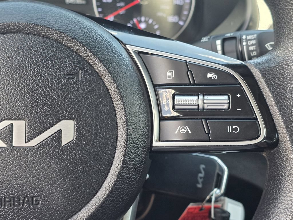 Used 2024 Kia Forte LXS FWD image 13