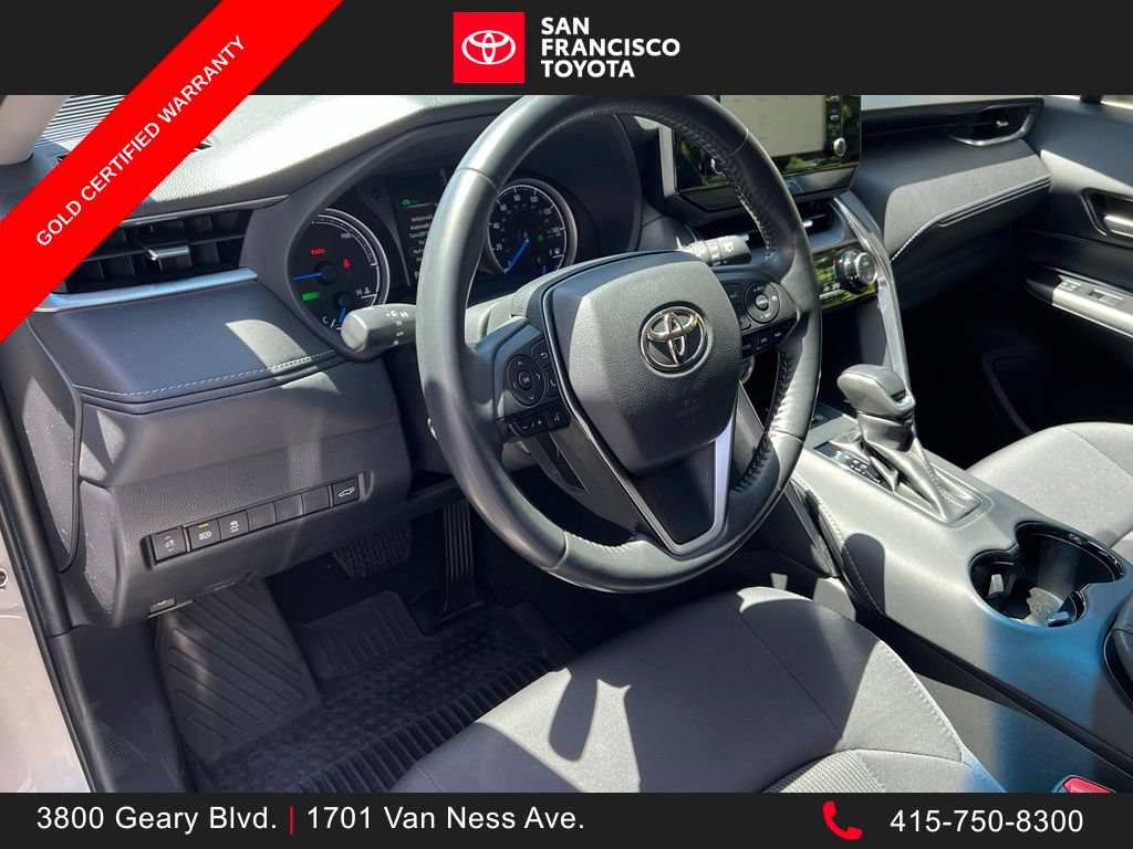 Certified 2021 Toyota Venza LE AWD/4WD image 13