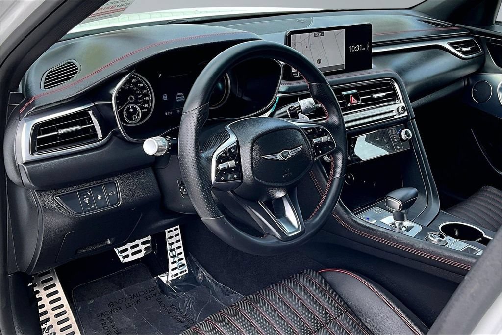 Used 2024 Genesis G70 3.3T Advanced RWD image 4