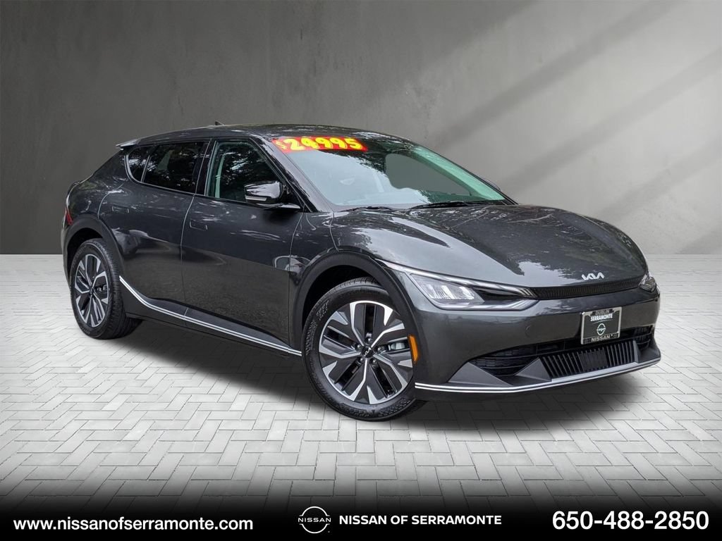 Used 2024 Kia EV6 Light RWD image 1
