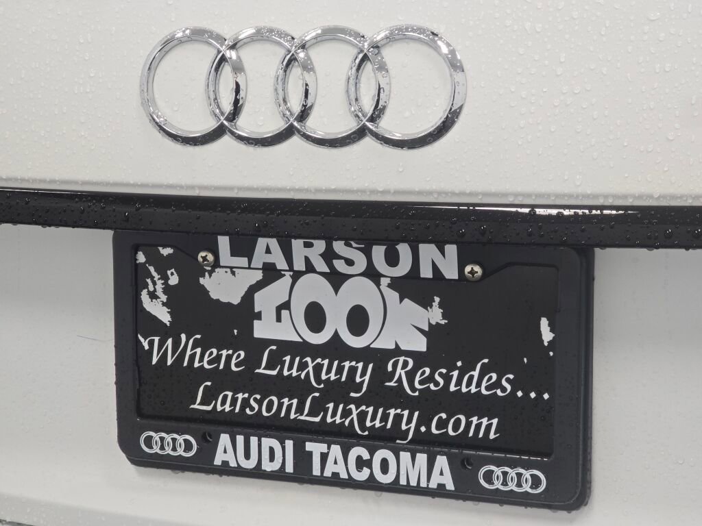 Certified 2025 Audi Q5 2.0T Premium w/ Convenience Plus Package image 32