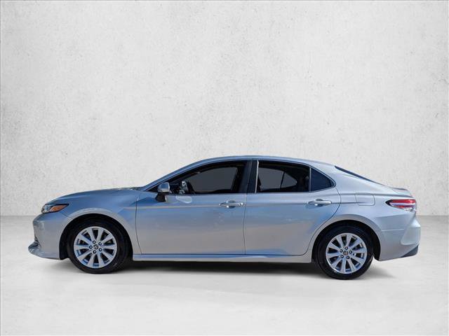 Used 2018 Toyota Camry LE FWD image 6