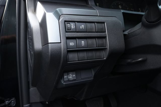 Used 2026 Toyota Tacoma SR5 AWD/4WD image 14
