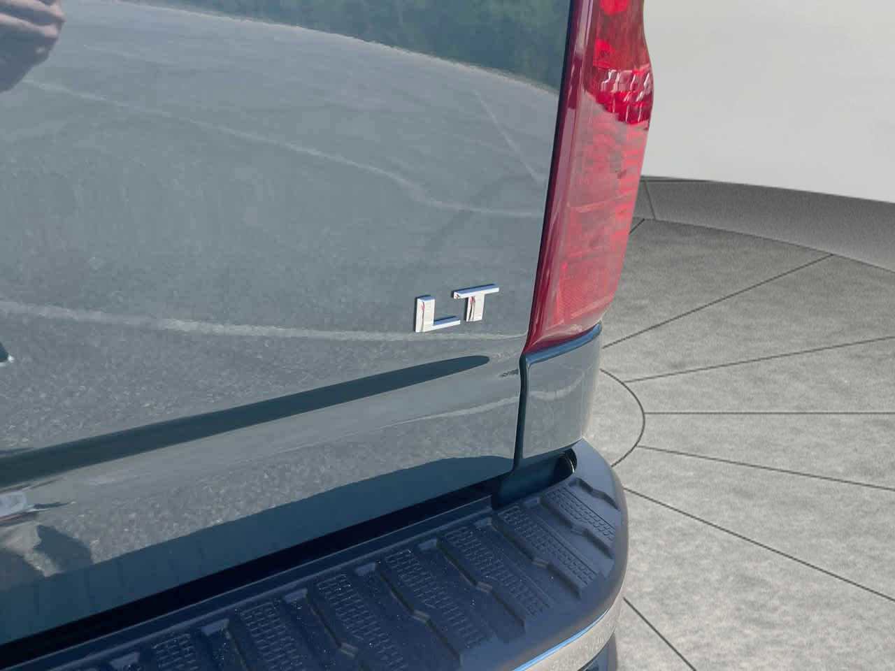 New 2026 Chevrolet Silverado 3500 LT w/ All Star Edition image 8