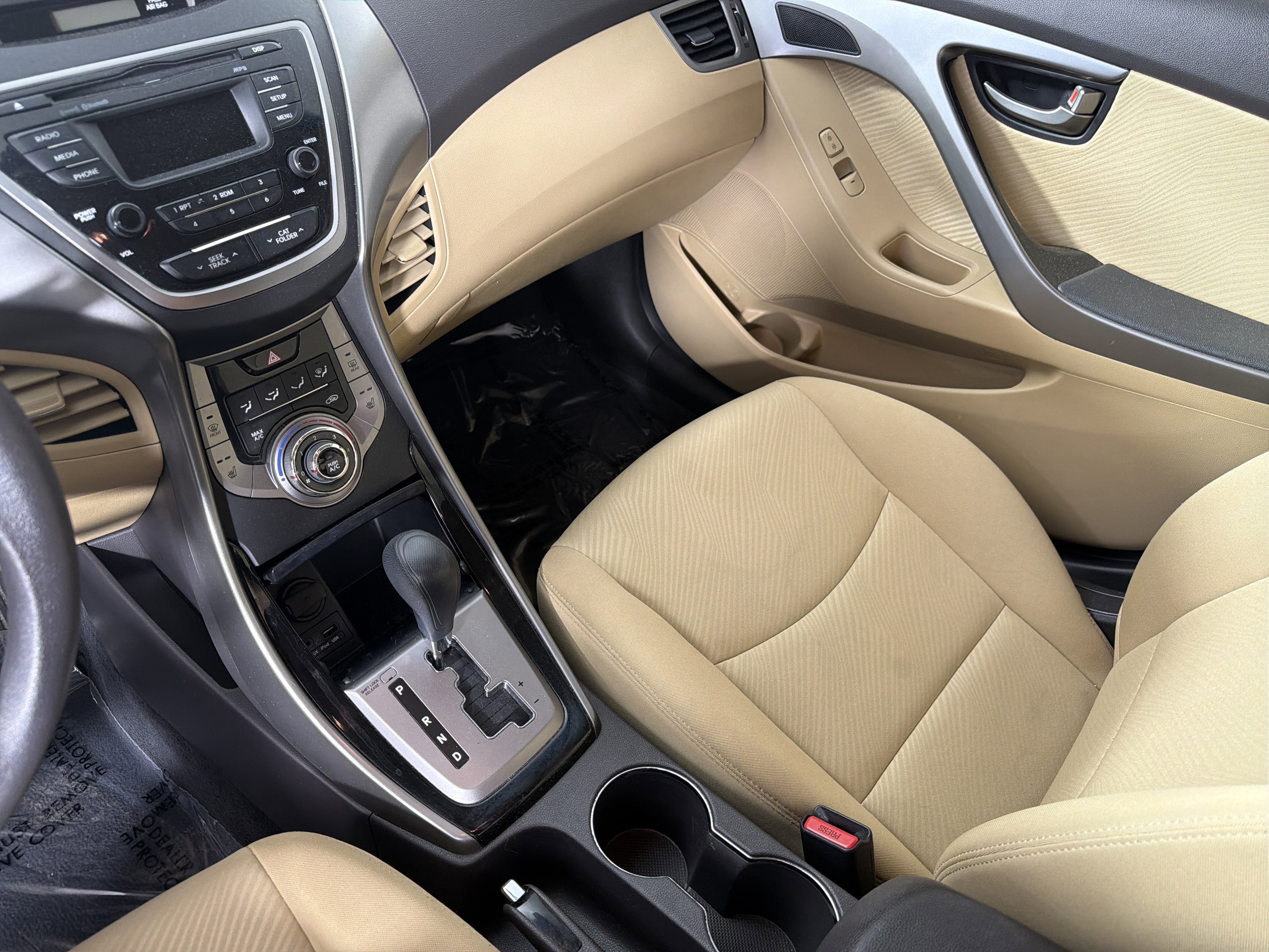Used 2013 Hyundai Elantra GLS w/ Preferred Pkg FWD image 15