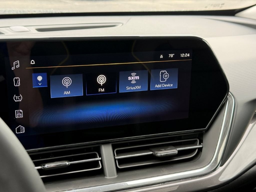 New 2026 Chevrolet Trax ACTIV w/ Sunroof Package FWD image 21