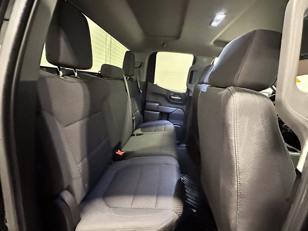 Used 2020 Chevrolet Silverado 1500 Custom w/ Custom Value Package AWD/4WD image 22