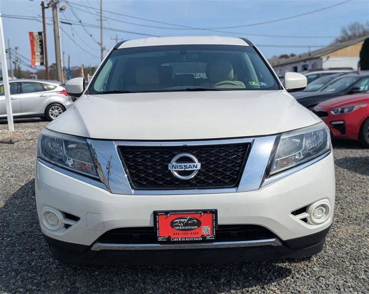 Used 2014 Nissan Pathfinder S AWD/4WD image 2