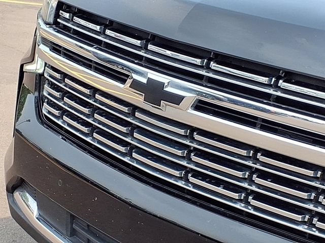 Used 2022 Chevrolet Suburban Premier AWD/4WD image 34
