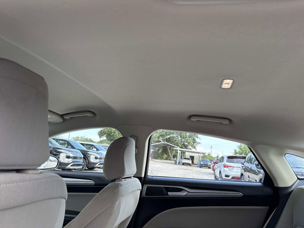 Used 2020 Ford Fusion S FWD image 15