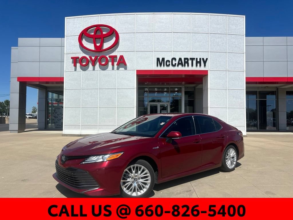 Used 2018 Toyota Camry XLE w/ Audio Package FWD image 1