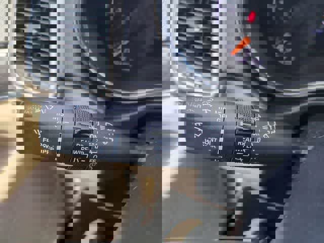 Used 2020 Jeep Grand Cherokee Limited w/ Luxury Group II image 28