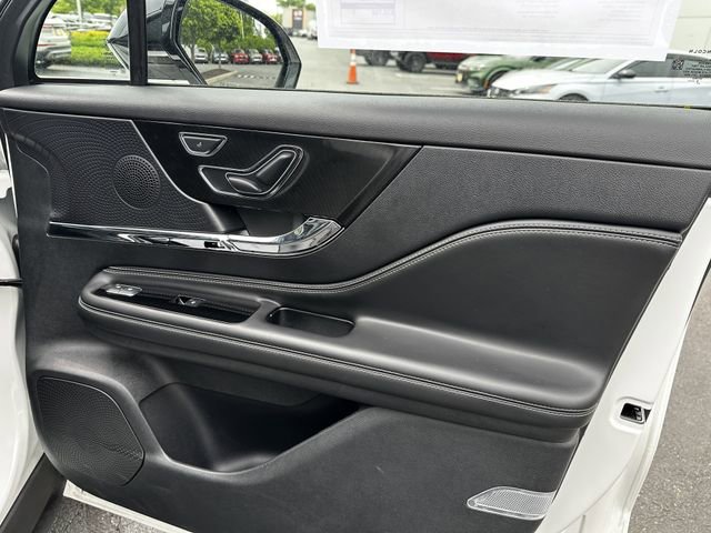 Certified 2024 Lincoln Corsair AWD image 36