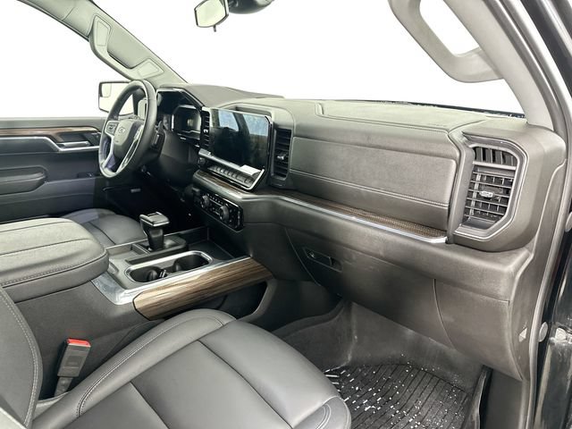 Used 2024 Chevrolet Silverado 1500 RST w/ Convenience Package II AWD/4WD image 30