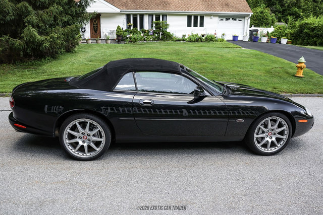 Used 2002 Jaguar XK8 Convertible RWD image 19