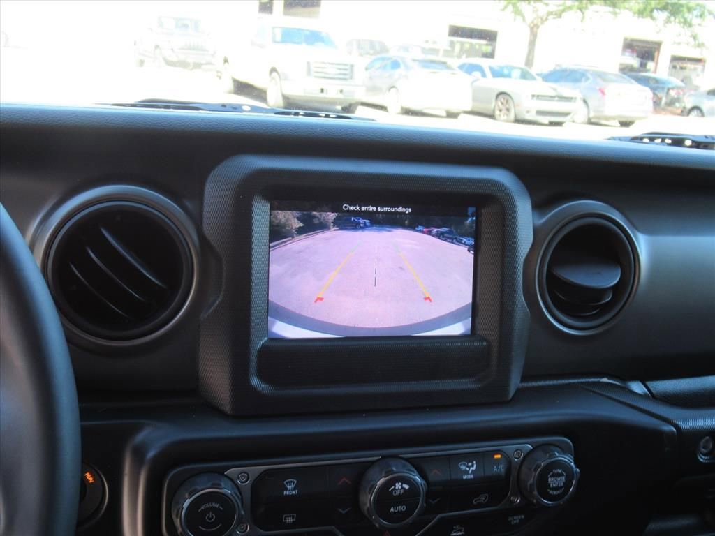 Used 2022 Jeep Wrangler Unlimited Sport image 23