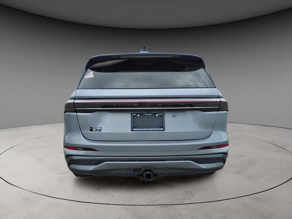 New 2025 Lincoln Nautilus Reserve w/ Jet Appearance Package AWD/4WD image 7