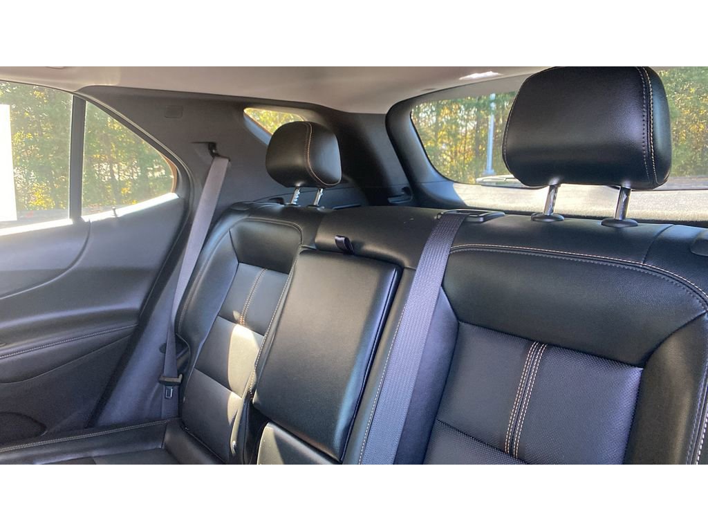Used 2023 Chevrolet Equinox Premier image 16