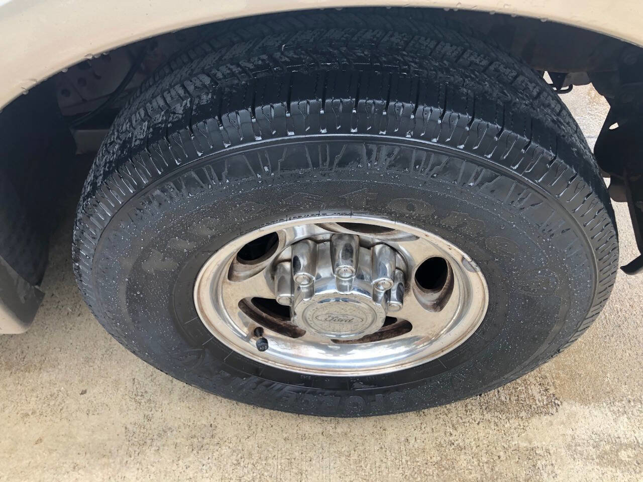 Used 2000 Ford Excursion Limited image 13