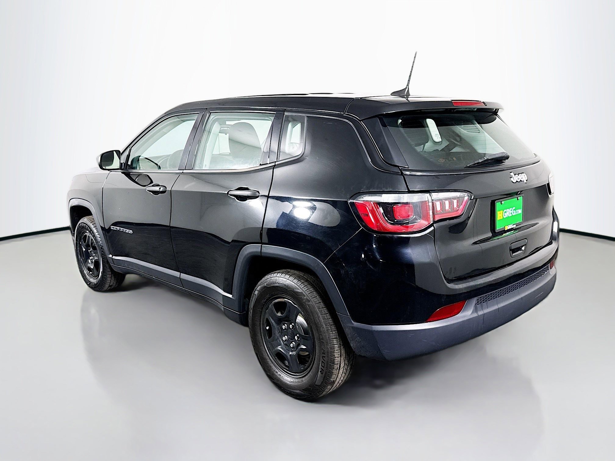 Used 2020 Jeep Compass Sport image 7