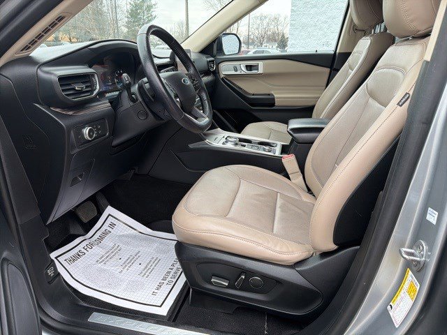 Used 2020 Ford Explorer Limited image 11