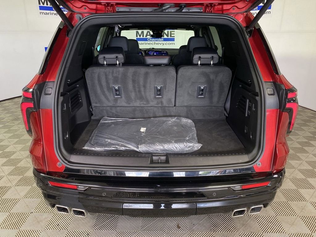 Used 2024 Chevrolet Traverse RS w/ LPO, Floor Liner Package AWD/4WD image 33
