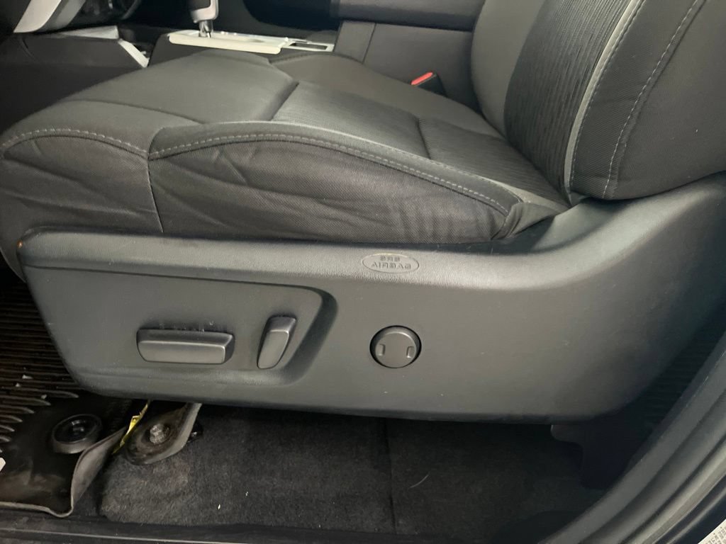 Used 2017 Toyota Tundra SR5 AWD/4WD image 61