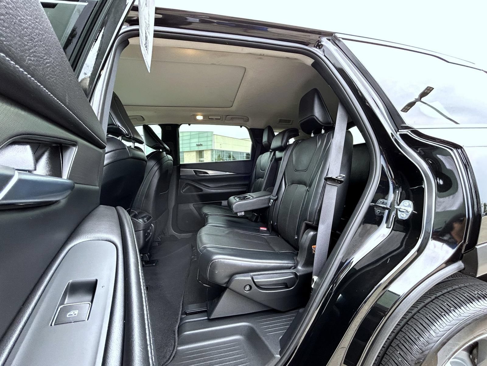 Certified 2023 INFINITI QX60 Luxe w/ Cargo Package AWD/4WD image 21