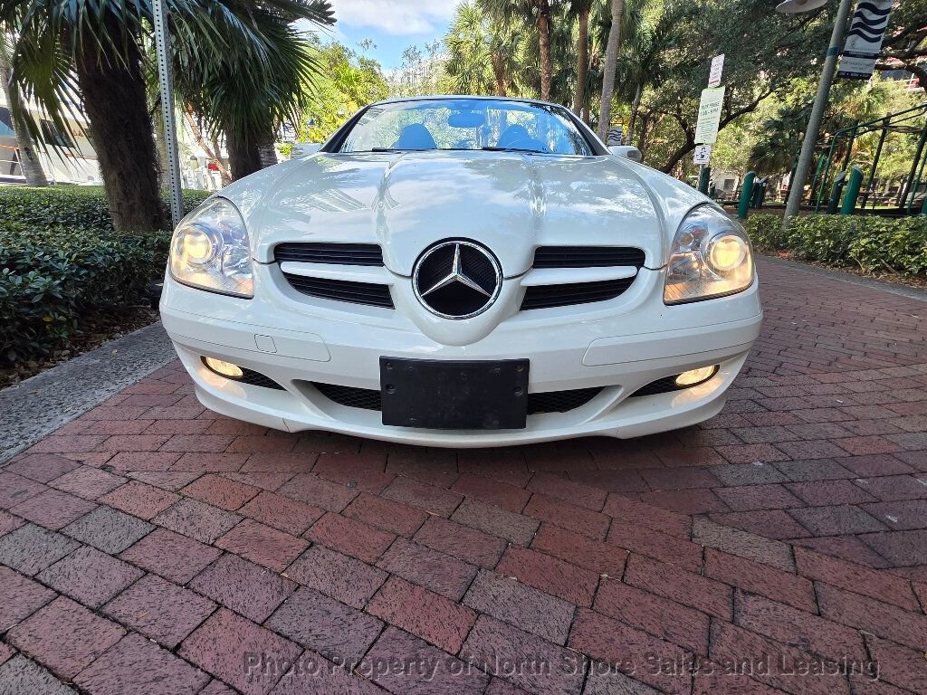 Used 2005 Mercedes-Benz SLK 350 Movie Star image 64