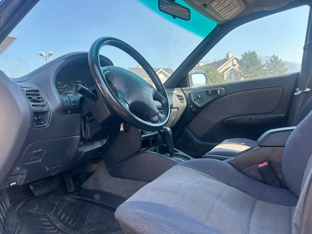 Used 2003 Subaru Outback Wagon AWD/4WD image 12