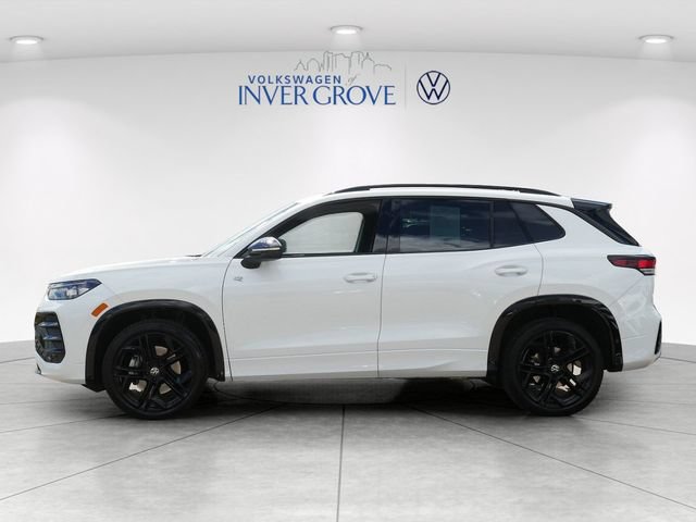 Certified 2026 Volkswagen Tiguan SE R-Line AWD/4WD image 4