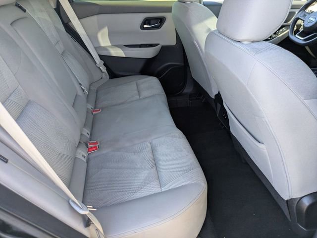 Used 2024 Nissan Rogue SV image 27